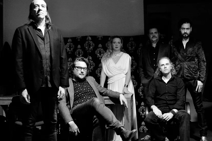 aangepaste persfoto nick cave tribute duycker aangeleverd