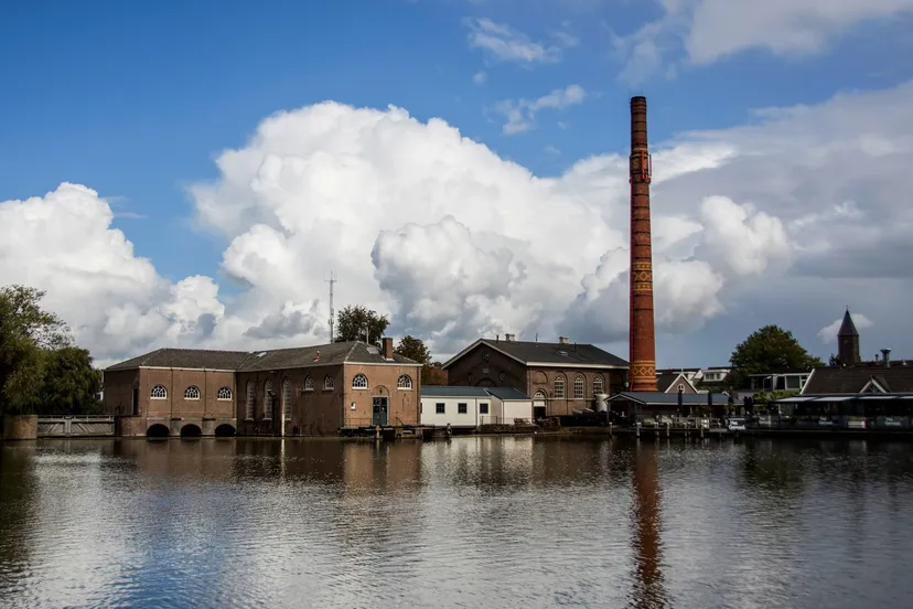 achterzijde stoomgemaal