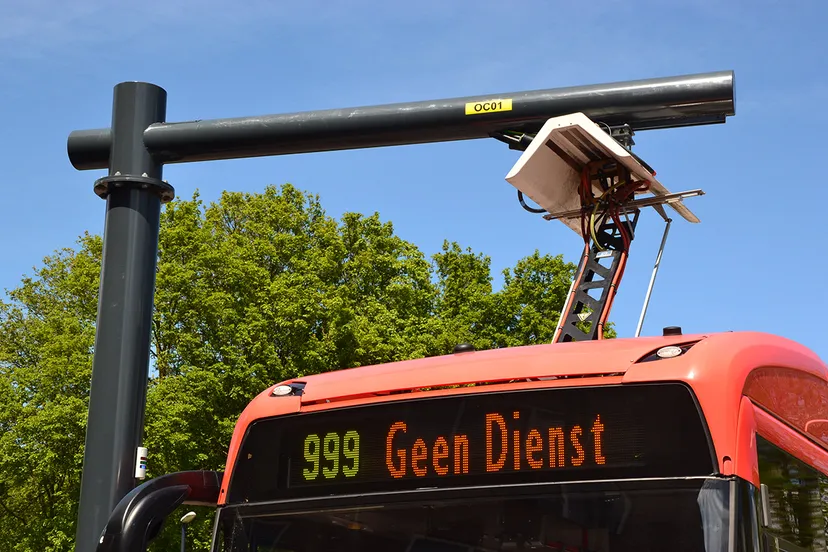 connexxion 9758 pantograph detail