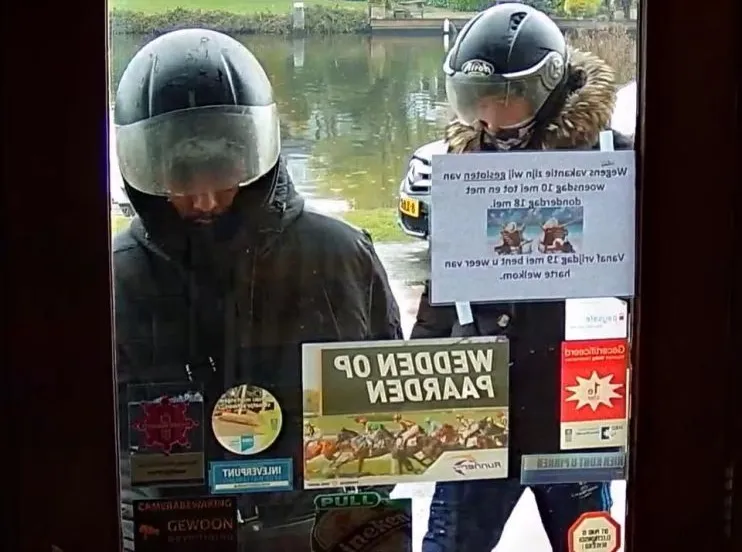 http cdn kiosk apitelegraafnl 3f350a42 9fb6 11e7 b2dc e32d72e38a32