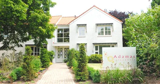 huis adamas