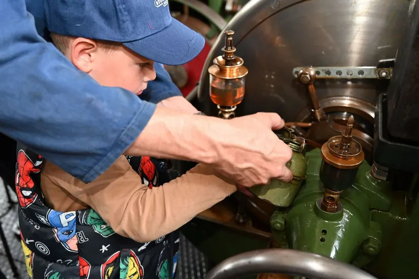 smeren van stoommachine