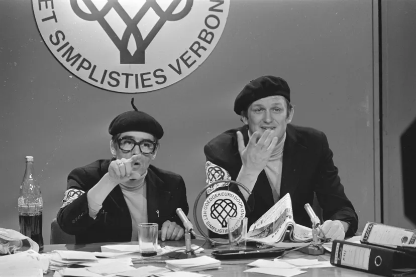tv opnamen symplistisch verbond kees van kooten links en wim de bie tijdens bestanddeelnr 928 4214