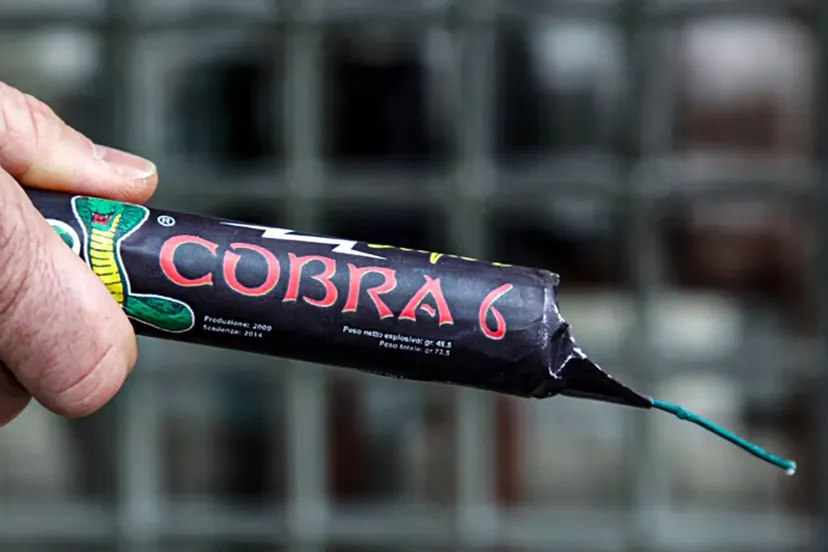 vuurwerk hand cobra 2024 1 kopie