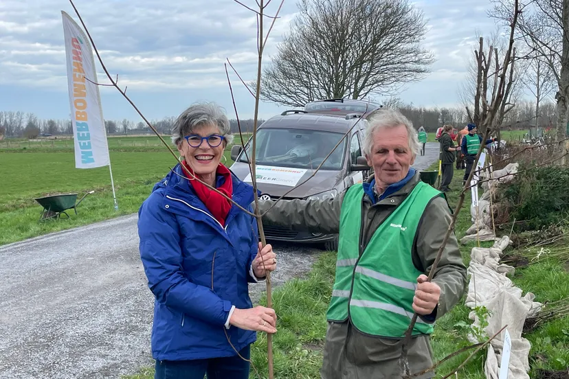 persberict 1 februari alleen maar blije gezichten