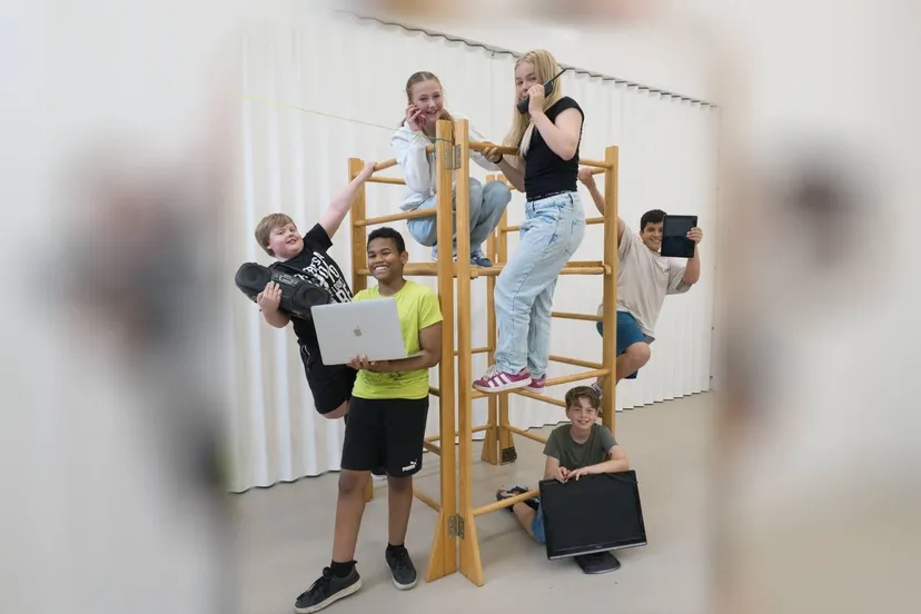 504696517 1029522092692906 waste def