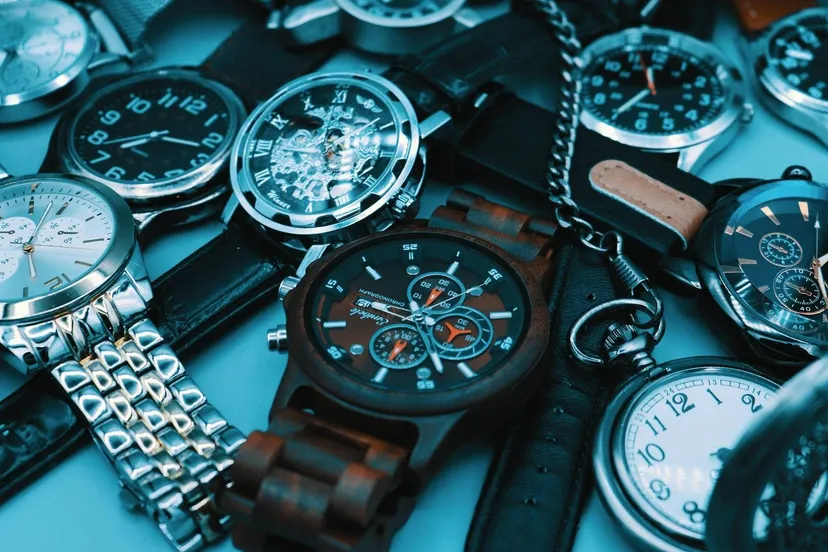 watches-7027631_1920