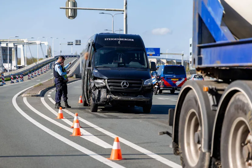 20260414_ongeval_n232_schipholdijk_schiphol_9