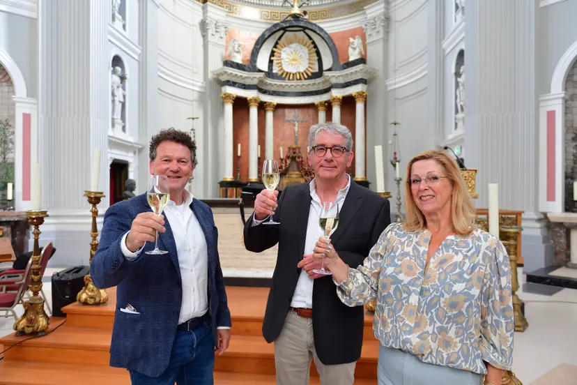 250410 kapel van saint louis weer geopend