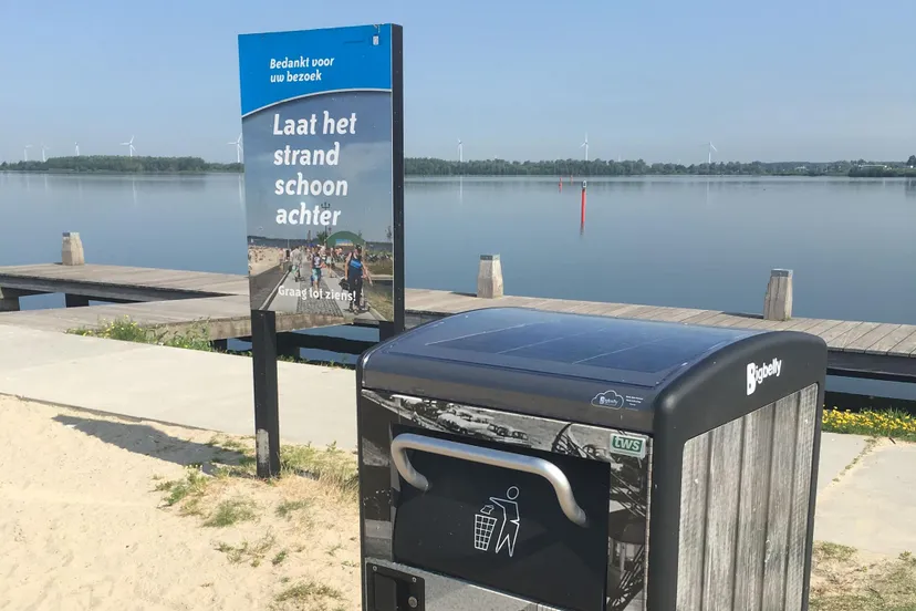 afvalcontainer zonnepaneel fb gemeente harderwijk