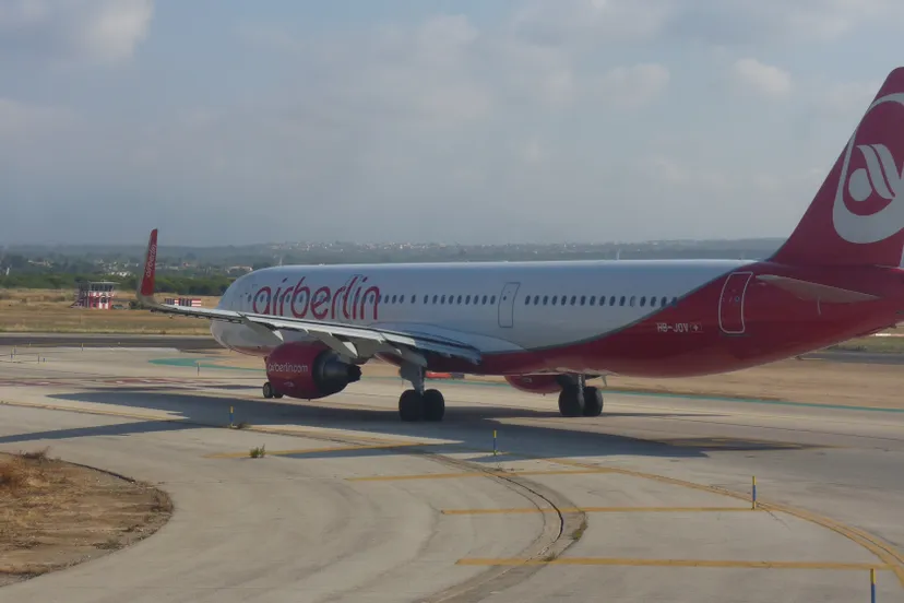 air berlin airberlin 2677103