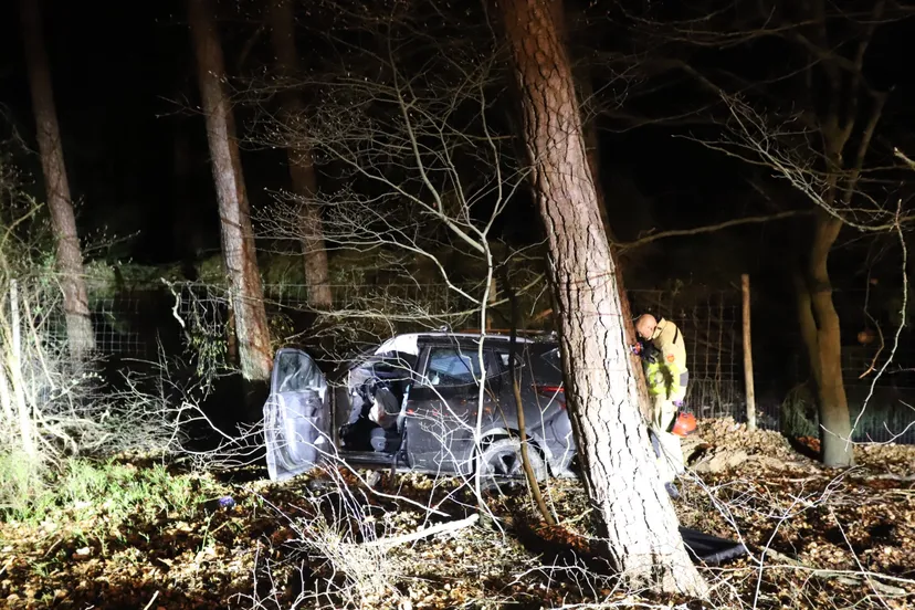 e1400e3a d807 48e7 be5e eb58f8f85e51