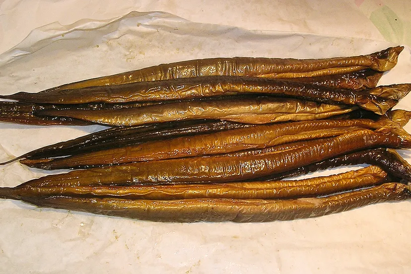 gerookte paling tasja cc by sa 30 wikimedia