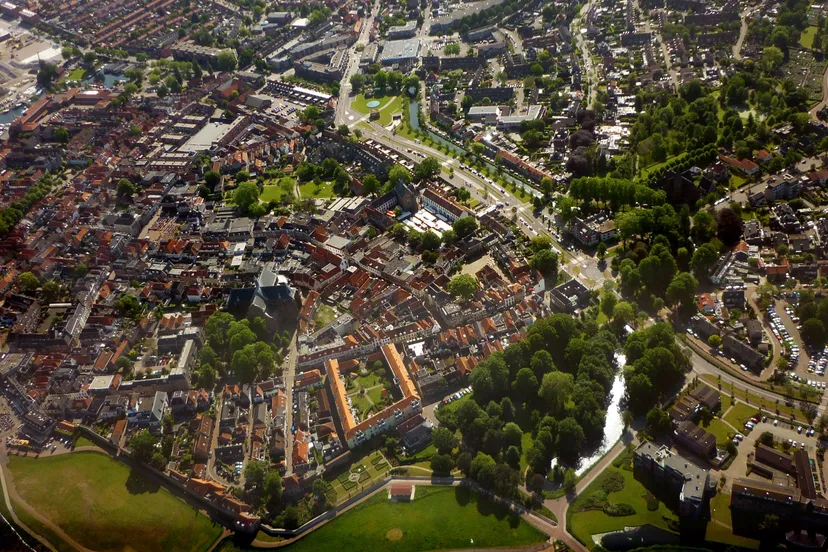 harderwijk centrum luchtfoto cc by sa 30 marco grotenhuis