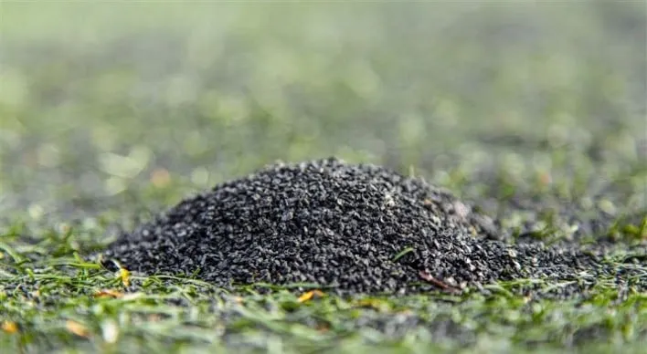 kunstgras rubbergranulaat korrel voetbal veld nieuws anp