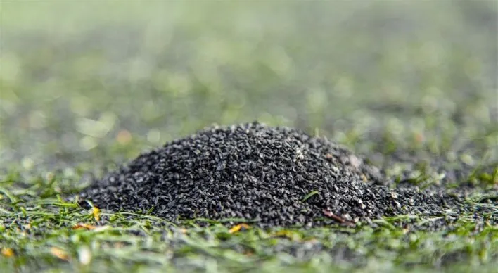 kunstgras rubbergranulaat korrel voetbal veld nieuws anp