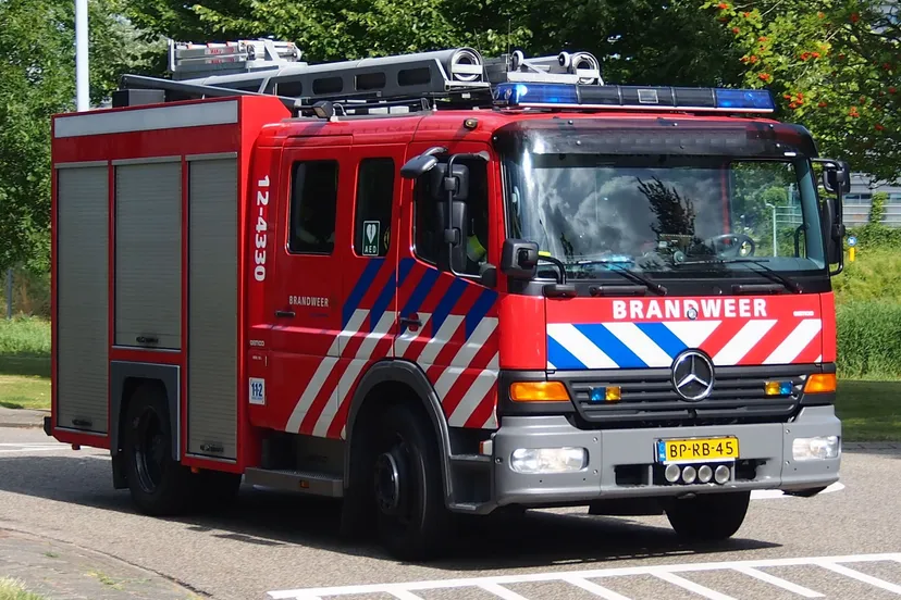 mercedes gemco brandweer kennemerland nieuw vennep unit 12 4330 foto1