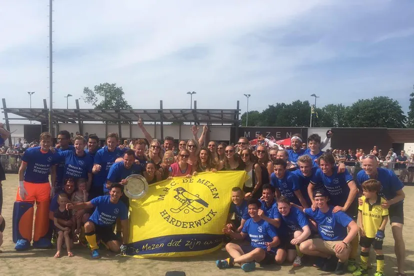 mezen hockey kampioen facebook mhc mezen