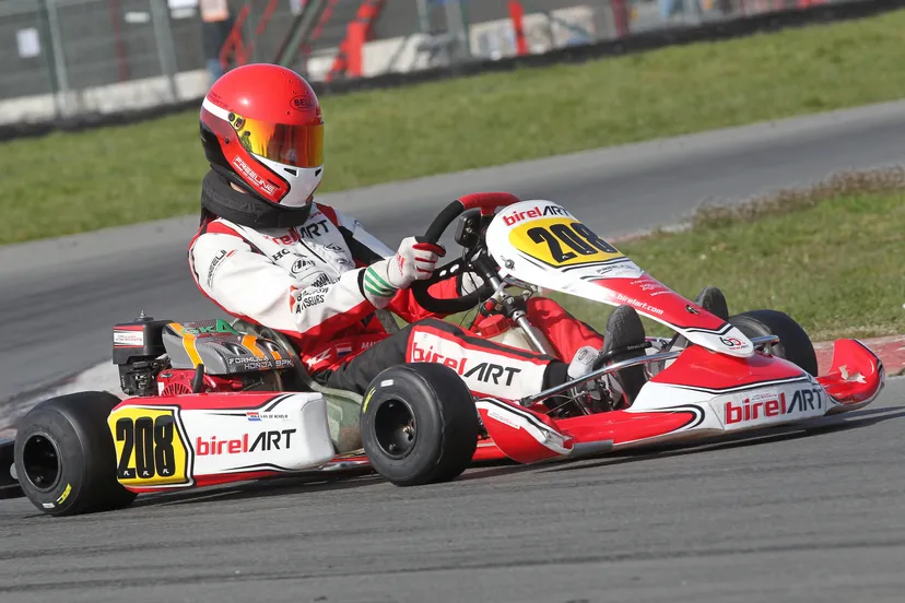 mika van de scheur 208 naar podium