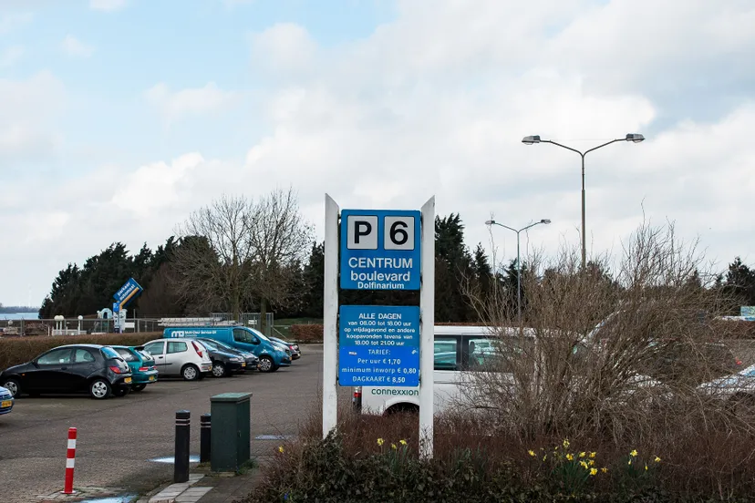 parkeren boulevard martin weijmer