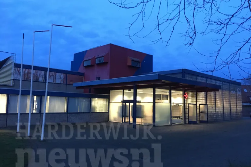 postkantoor postnl johanitterlaan harderwijk hnn 1 watermerk