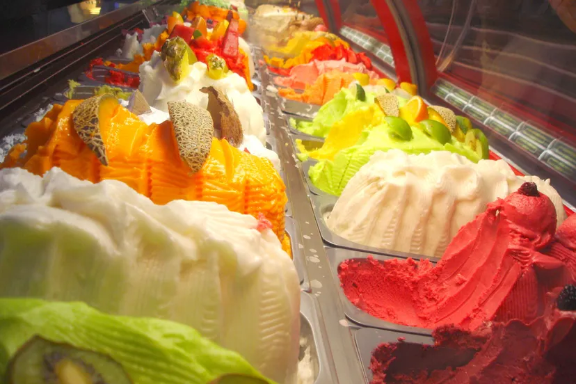 schepijs ijssalon stientje hierden cc by sa 20 wikimedia alex gorzen