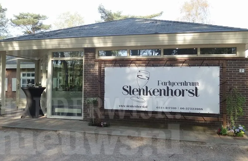 slenkenhorst voorkant buiten facebook slenkenhorst