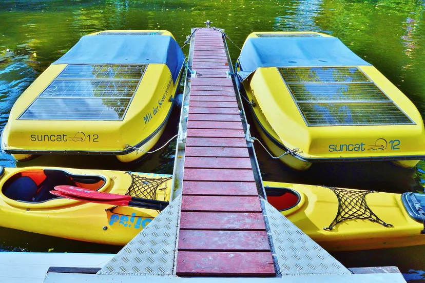 sport boat 1745320 1920