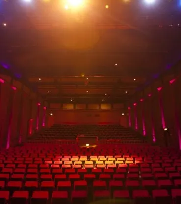 theater harderwijk stoelen podium website