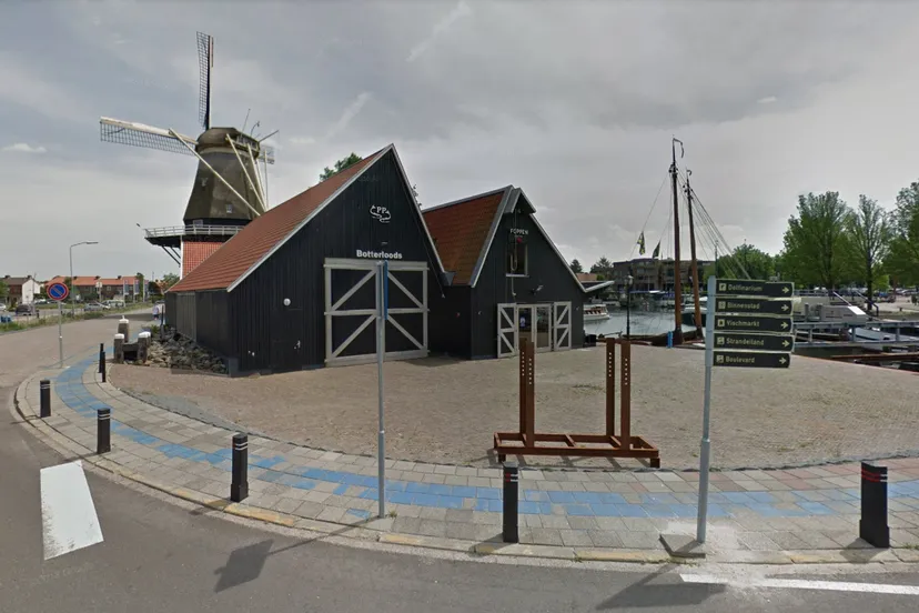 vischafslag botterloods google street view
