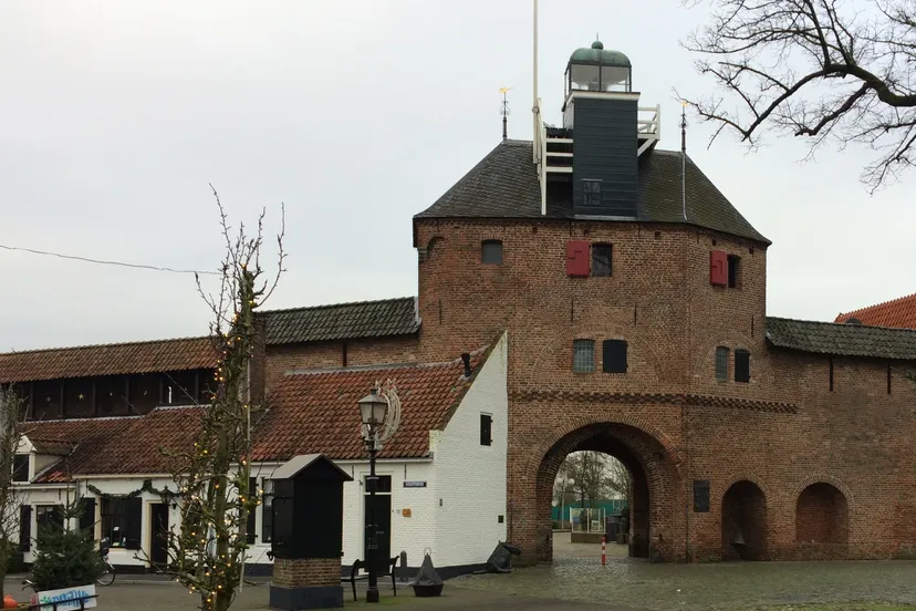 vischpoort vischmarkt