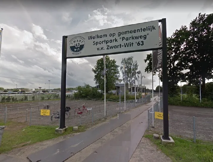 zwart wit entree google street view