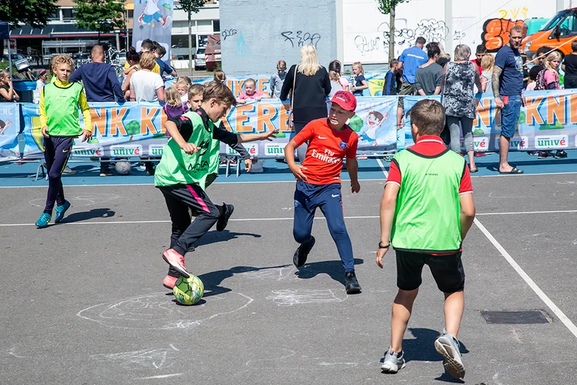 5i5a5453 buiten spelen