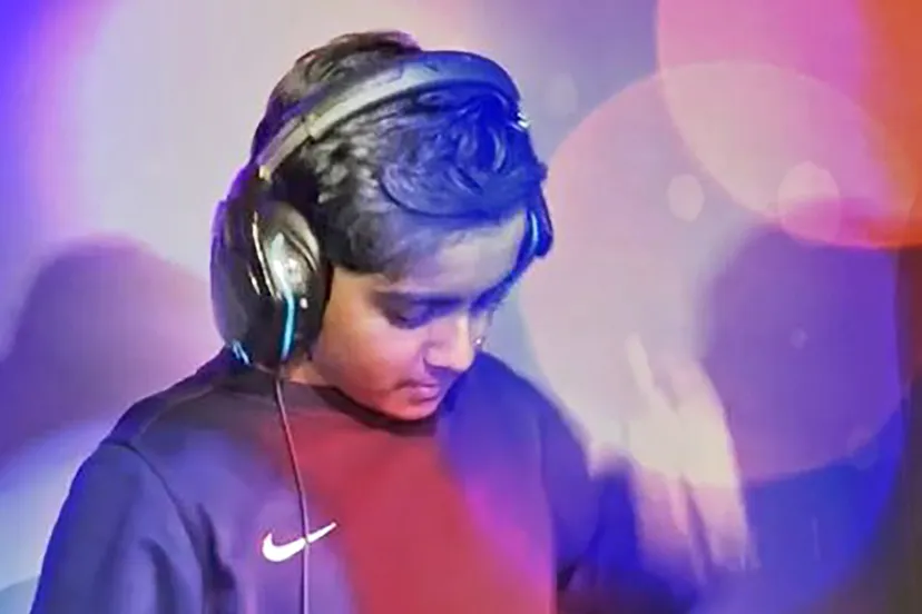 dj optreden 3 uitsnede