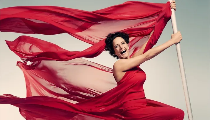 lenette van dongen tegenwind banner fotograaf alek 2 1