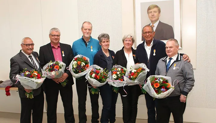 leo tillmans banner def