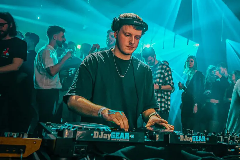 on stage dj virato kopie