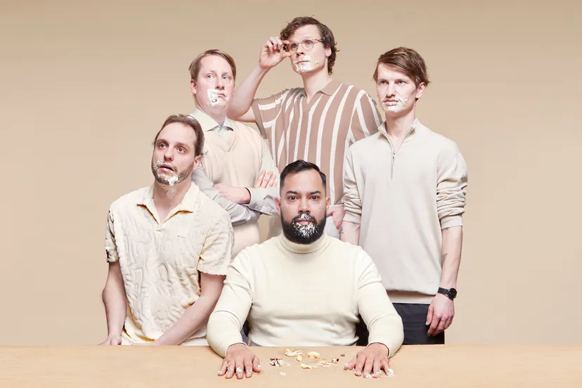 peter van rooijen liefde dood en taart liggend copyright diederickbulstraphotography 1