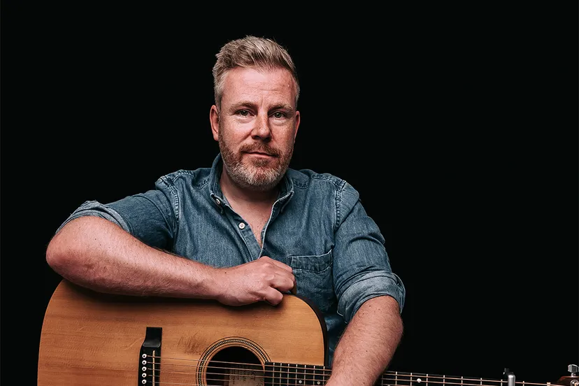 promobeeld ed struijlaart staand fotograaf vanessa hofstra