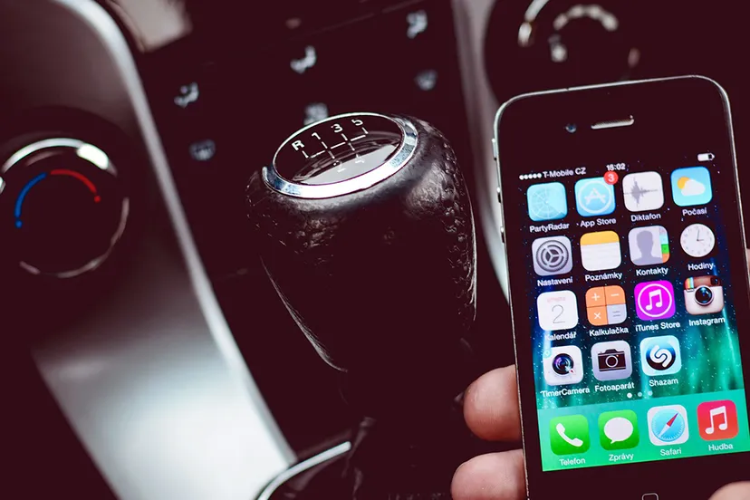 smartphone 1285344 1920