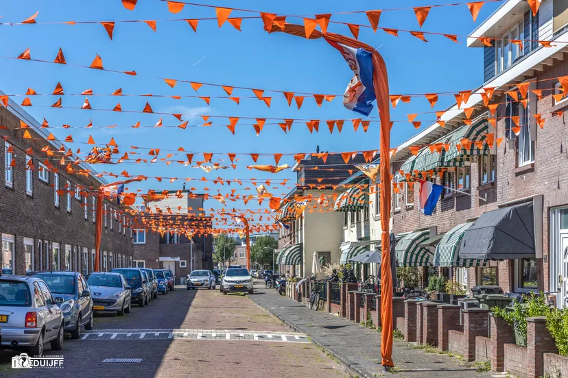 straat oranje1