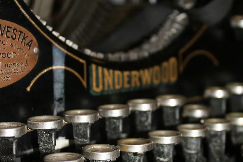 typewriter 210640 1920