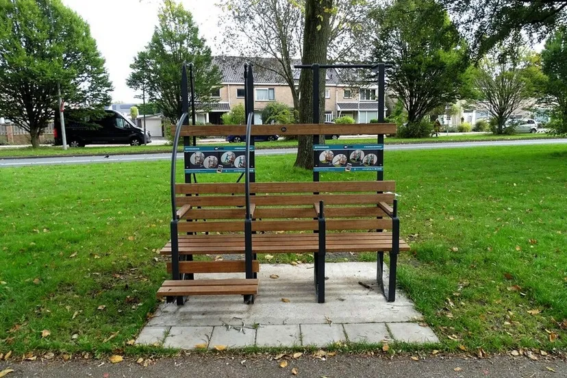 foto 16 10 2024 81 beweegbank aan het pad voor waterrijck