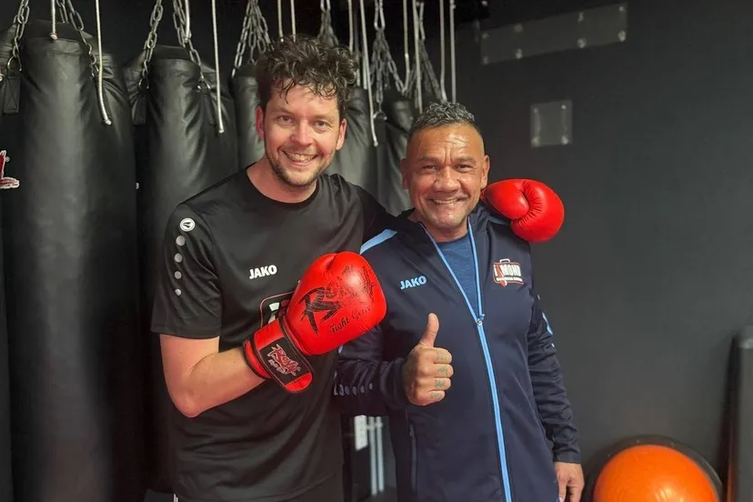 ijmond business boxing niek groen met trainer paul krastel 02 foto cardio fitness beverwijk