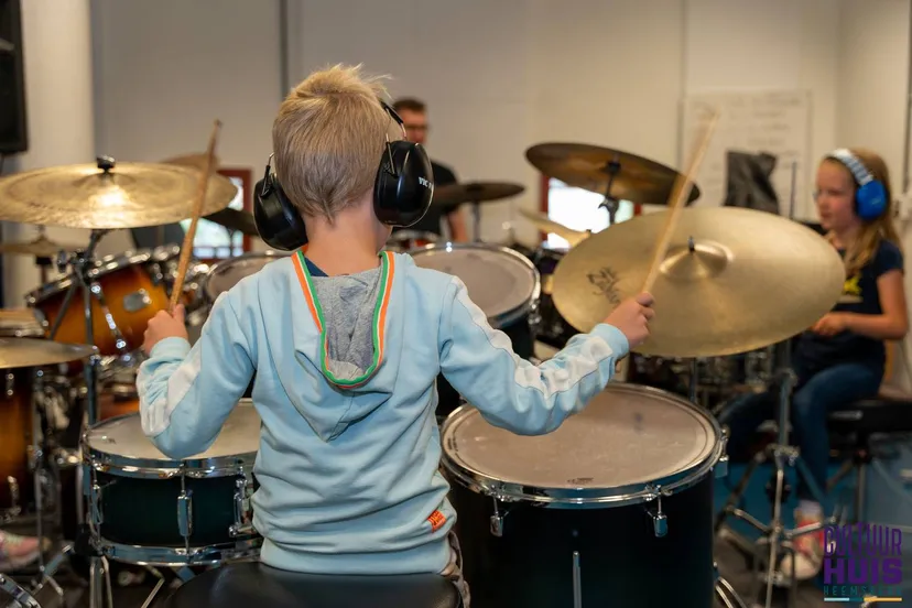 DSC00247  cultuurhuis en bibliotheek opening