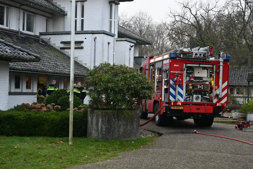 57EE4E6B-AAF7-488D-80AA-3A91EB82BBA7