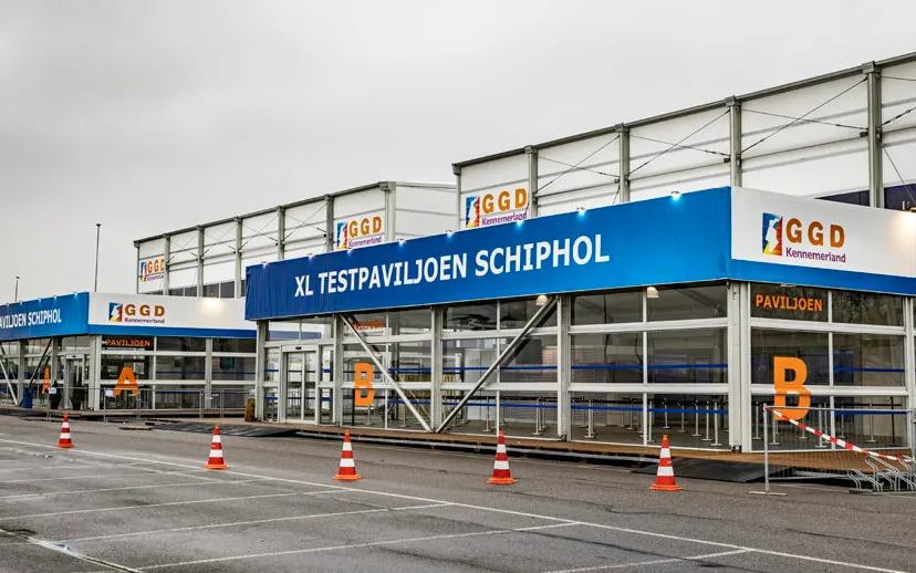 3z1a6275 coronatestlocatie schiphol wim meijer fotografie 915x518 1