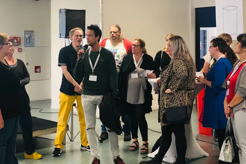 foto opening samsam met ervaringsdeskundigen