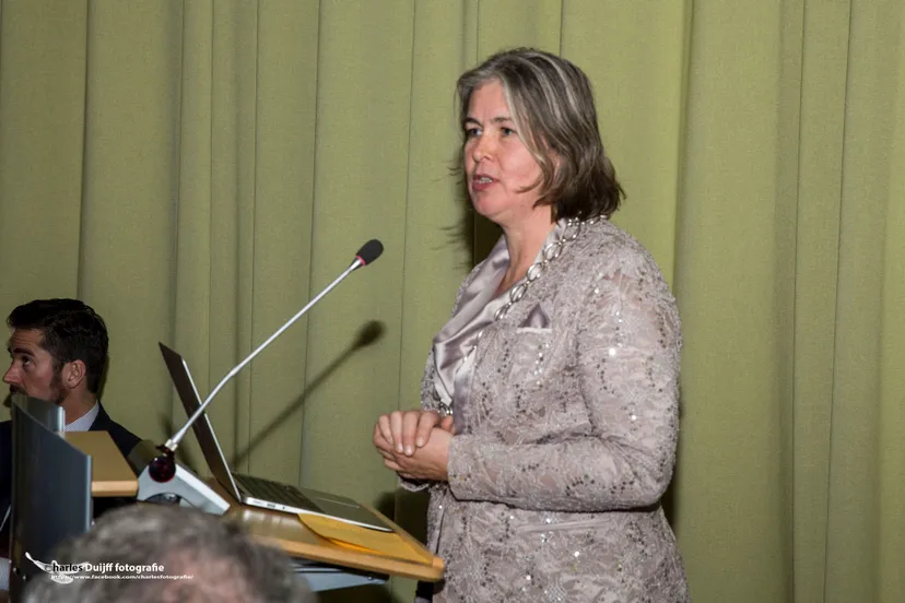 speech burg nienhuis