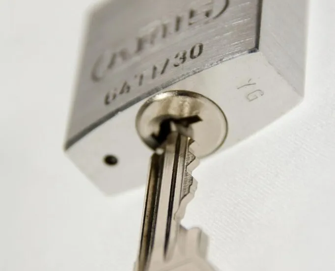 castle-1020362_1280-682x1024